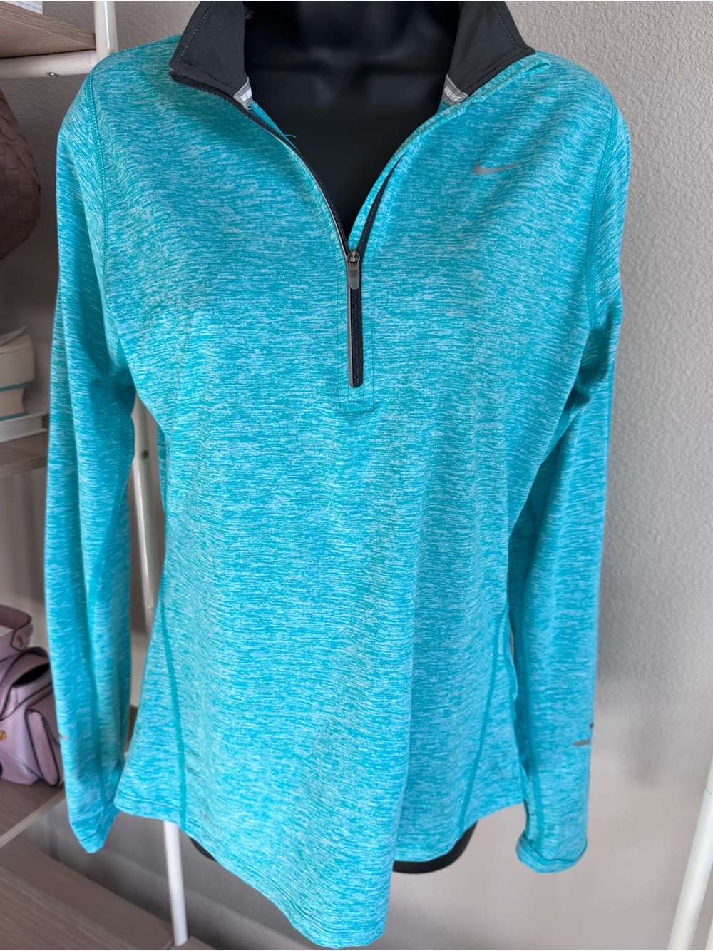 NIKE Women’s Turquoise Heather Quarter-Zip Pullover SZ SMALL